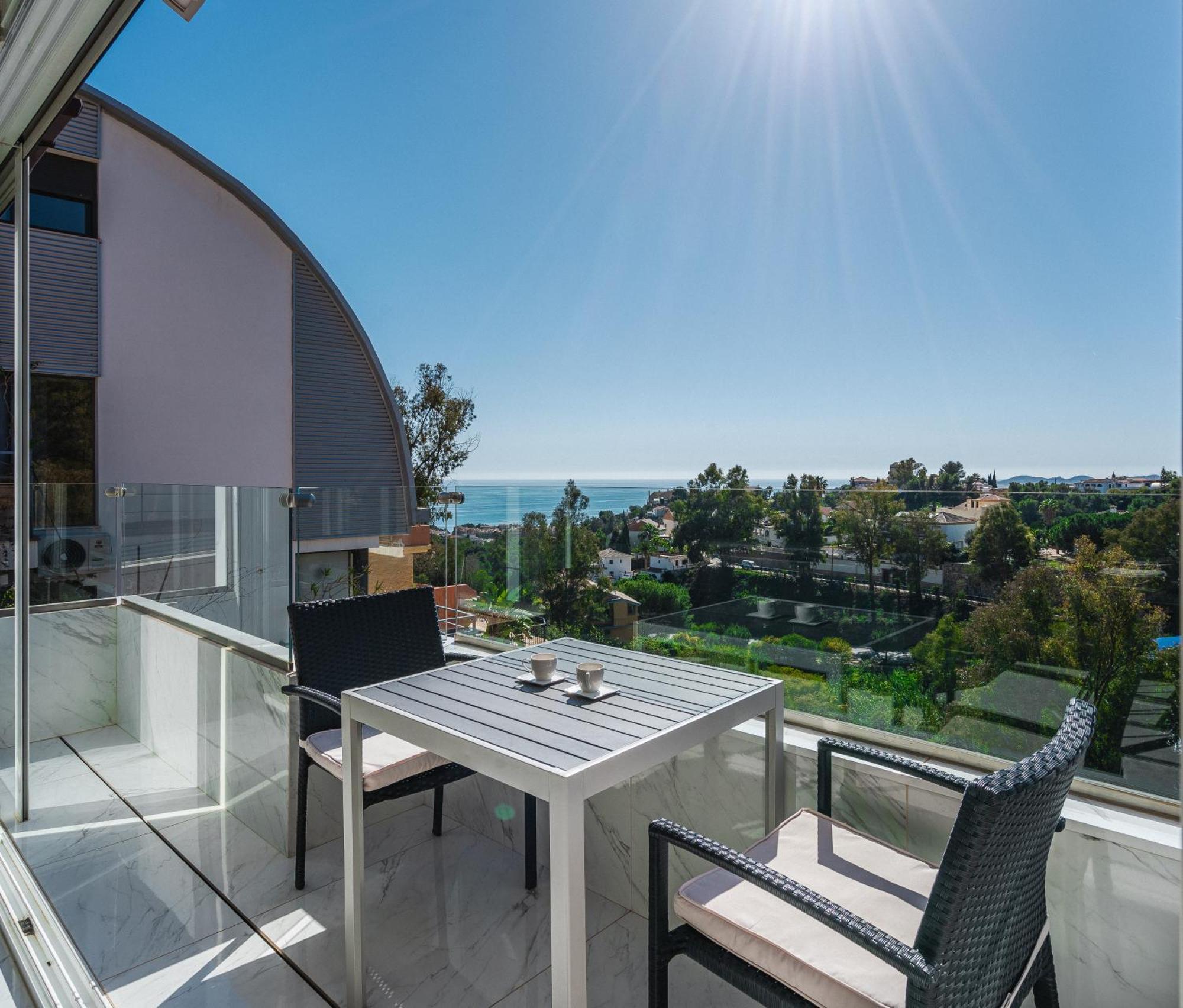 Private Luxurious Hillside Villa With Pool & Sea Views For 8 To 10 Ppl Fuengirola Luaran gambar