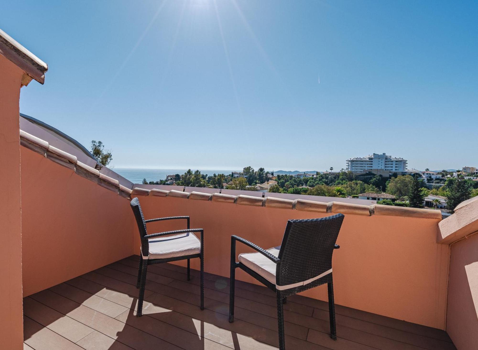 Private Luxurious Hillside Villa With Pool & Sea Views For 8 To 10 Ppl Fuengirola Luaran gambar
