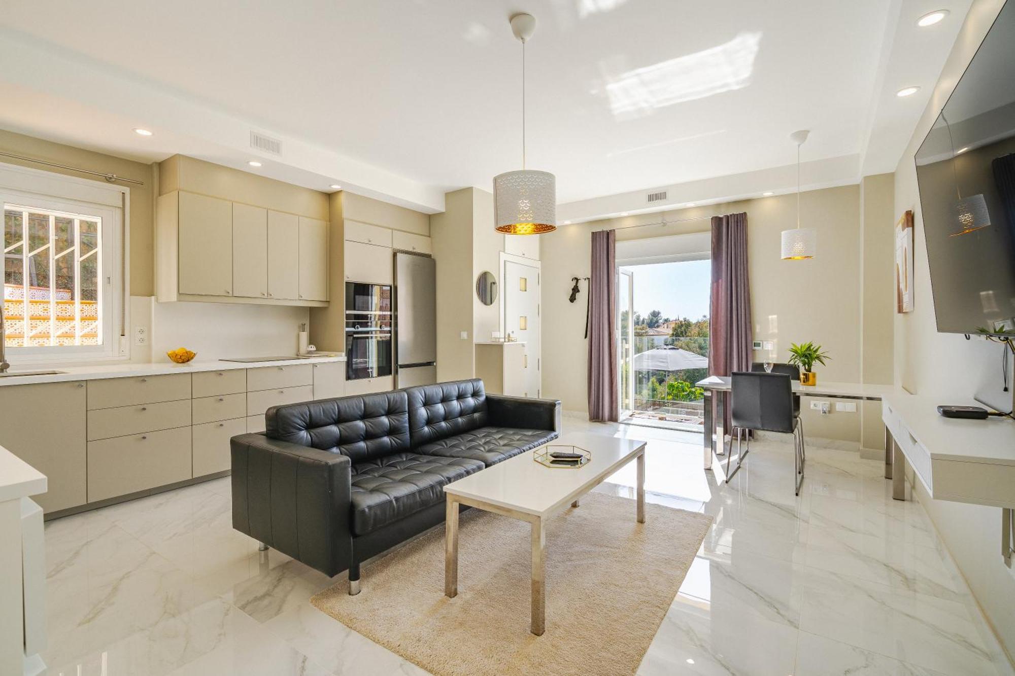 Private Luxurious Hillside Villa With Pool & Sea Views For 8 To 10 Ppl Fuengirola Luaran gambar
